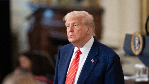 赚配网 特朗普政府为啥又把矛头对准哥伦比亚大学？常春藤名校“不符合认证标准”？